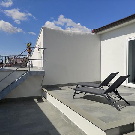 Terrazza Reale - Suite 2 Caserta Ngoại thất bức ảnh